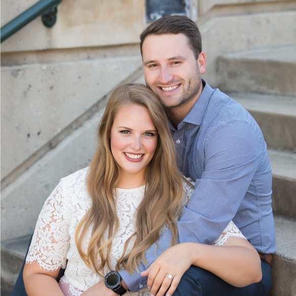 Meet your Posher, Kaitlin - Picture 2 of 5